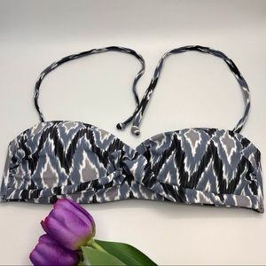 Firefly padded swimsuit top size small